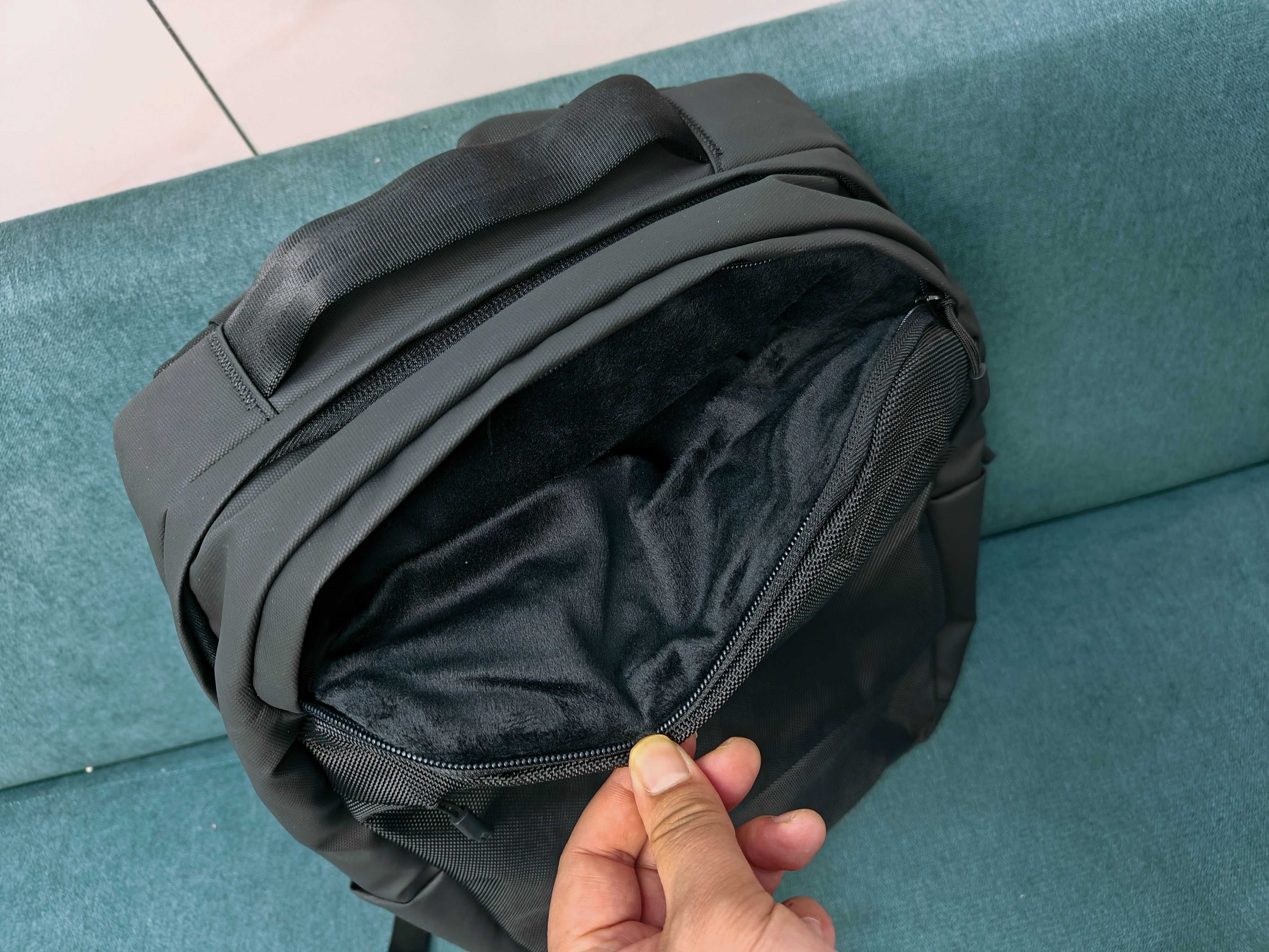 incasecity通勤包:兼顾设计感和实用性,你的通勤背包首选