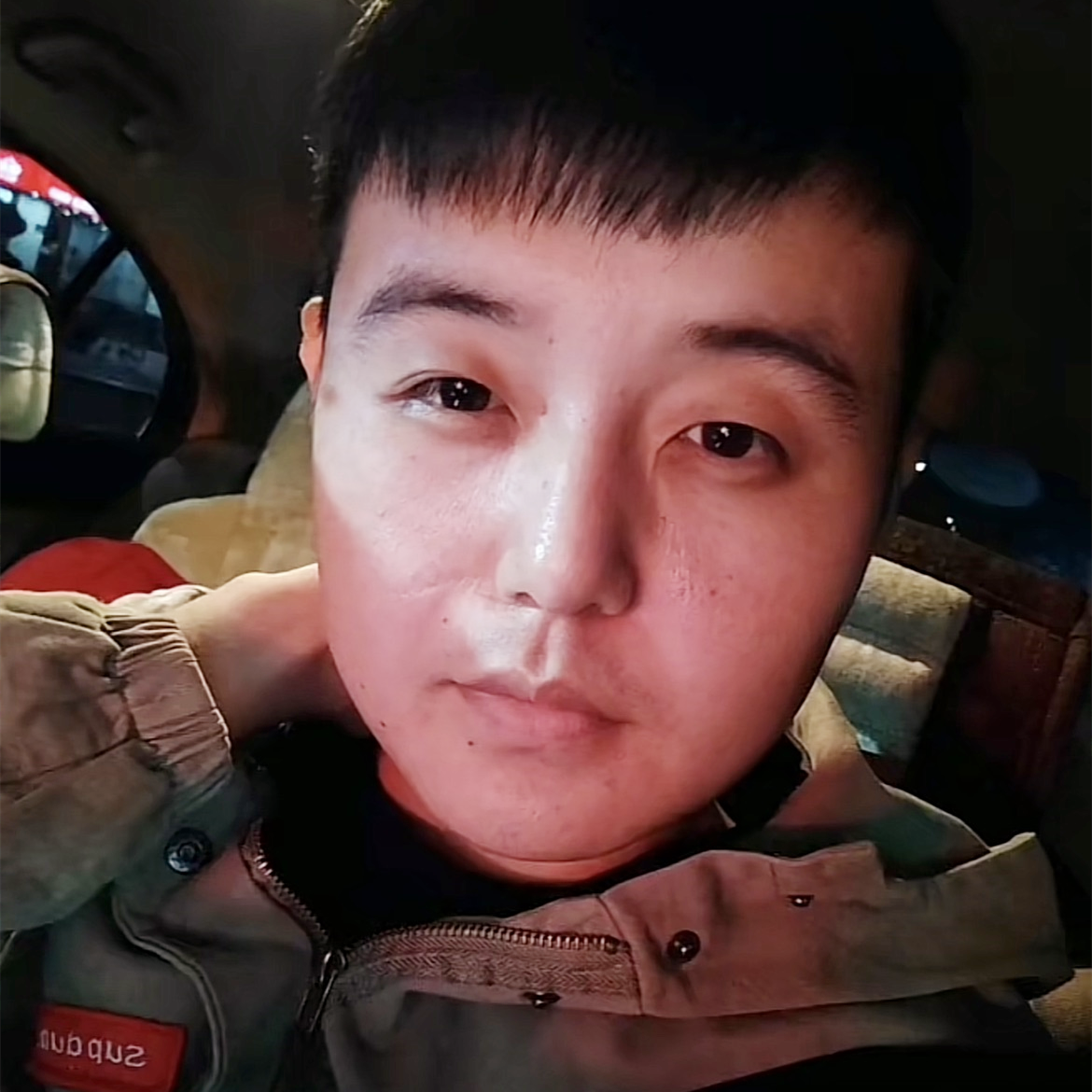 突传噩耗!28岁抗癌网红凡凡去世,女友悲痛发文:还我吧我很难过