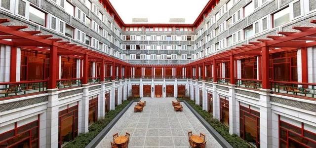 民苏世民领头捐建的清华大学苏世书院