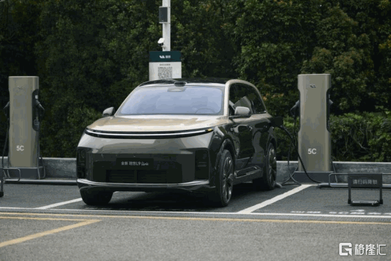 跨越周期的理想汽车：Q2财报背后的“底盘”与“动能”-有驾