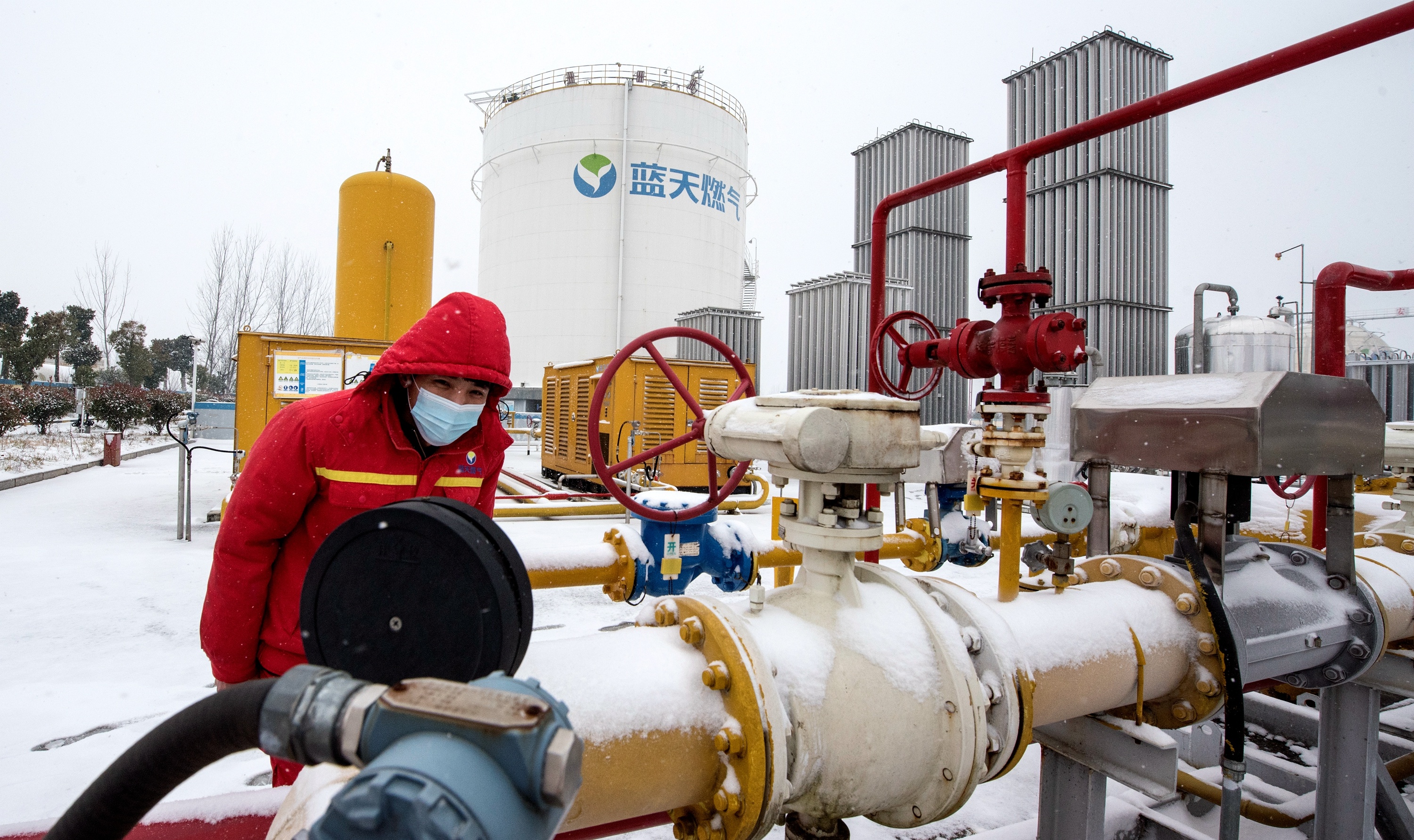 图说南阳:南阳蓝天燃气战寒冬保民生