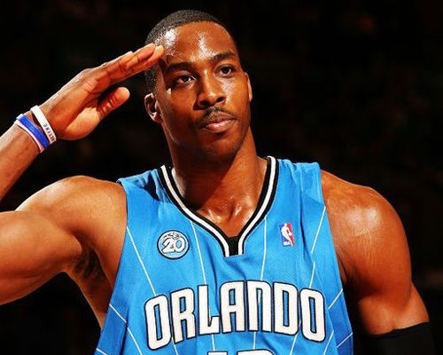 阵容方面,自由人缺少了得分强点霍华德,进攻上可能有所欠缺,但本赛季