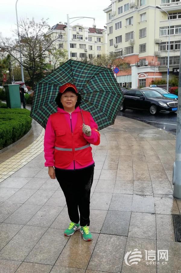 海都社区张瑞清担任楼长十余年 帮居民解难题