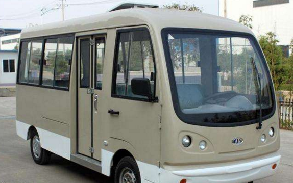 b2允许开多少座的客车?