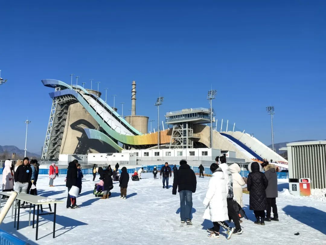 來體驗福地奪金同視角石景山首鋼園冰雪匯來啦