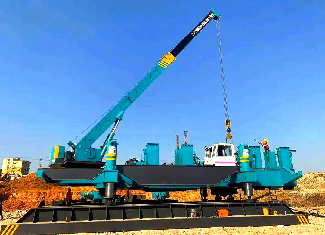 液压静力压桩机,这一在基础工程中不可或缺的桩机类型,如今已广泛应用