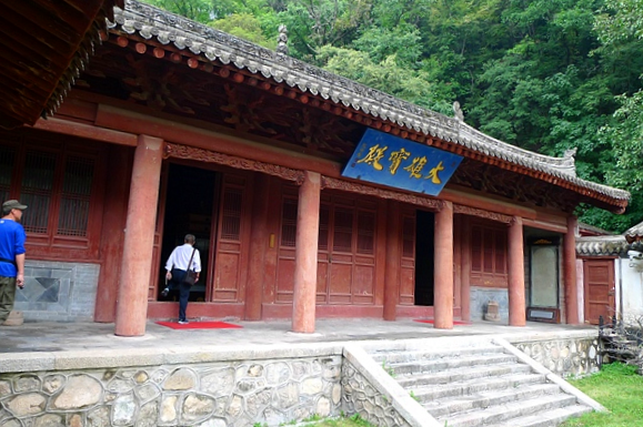 瑞应寺——麦积山石窟脚下的千年古刹