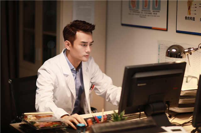 曲筱绡和赵启平的结局是什么