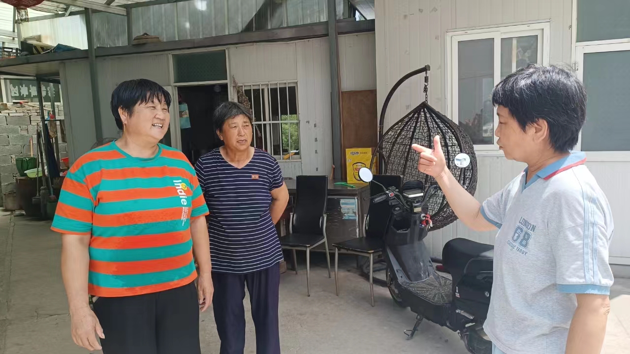 张素英:热心肠的致富带头人 温情暖邻里