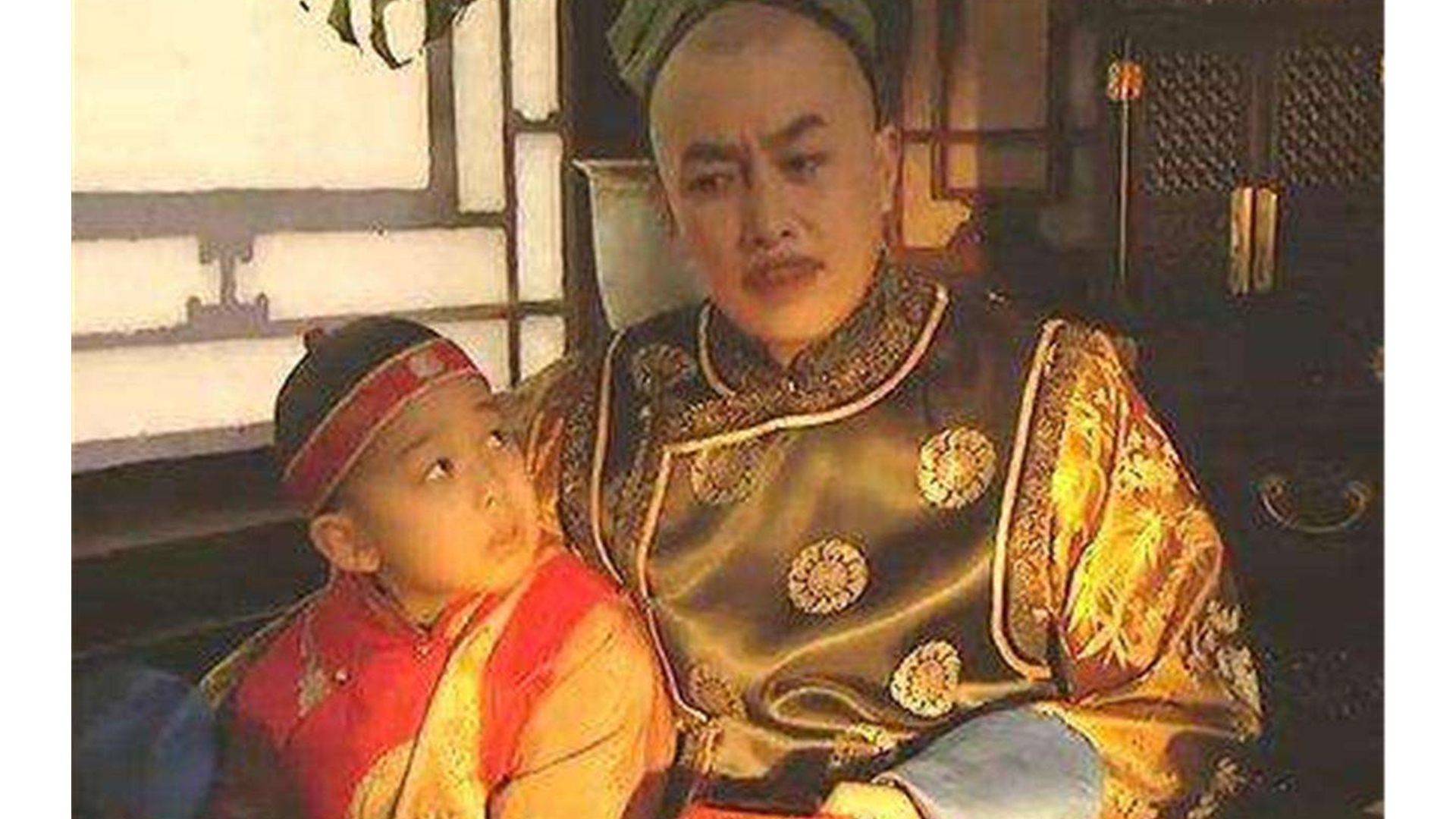 清皇帝给儿留遗产,原以为雍正留给乾隆的已够多,没想到嘉庆更甚