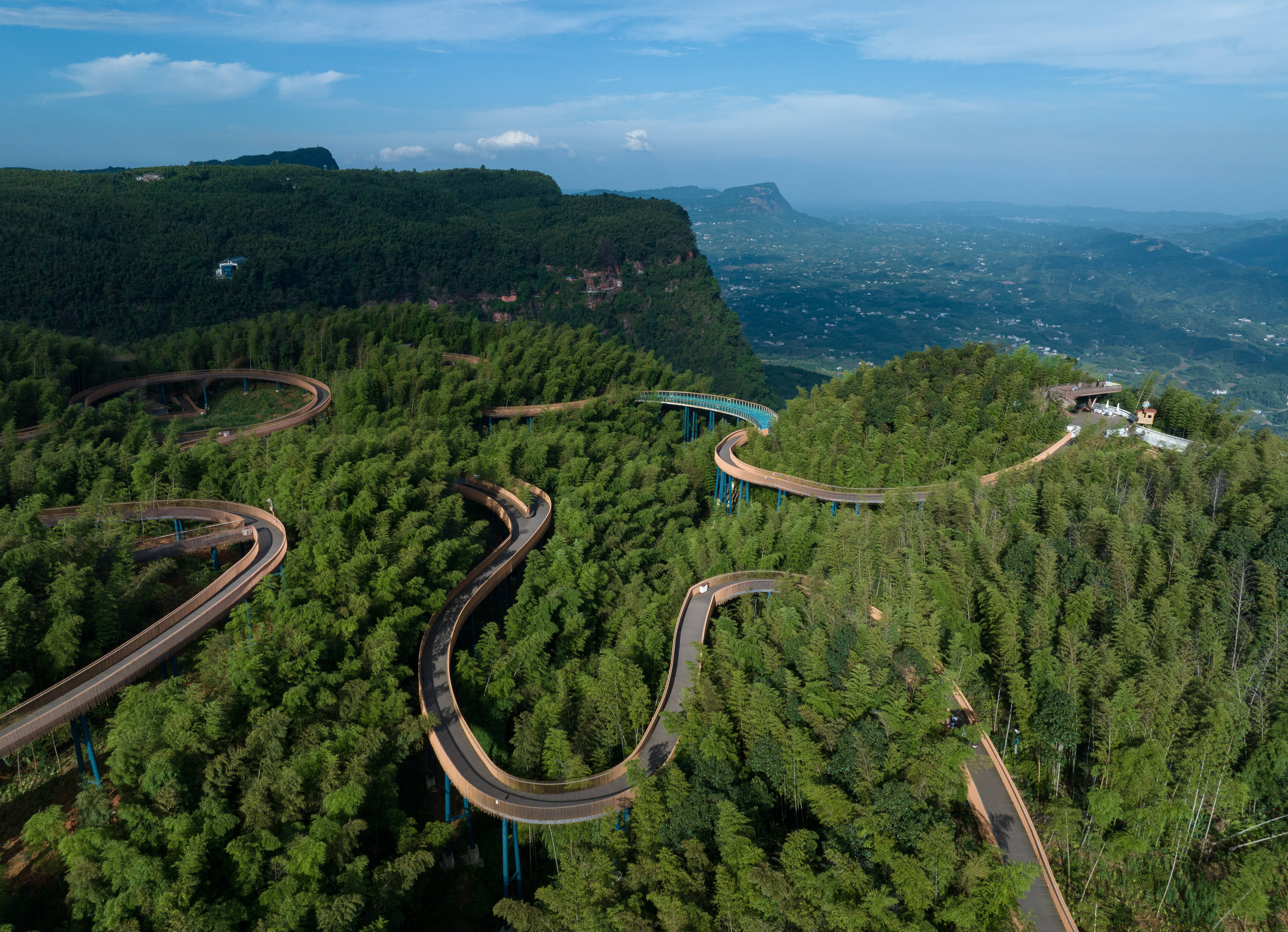 (新时代中国调研行·长江篇)"绿动"宜宾:万里长江第一城(2)