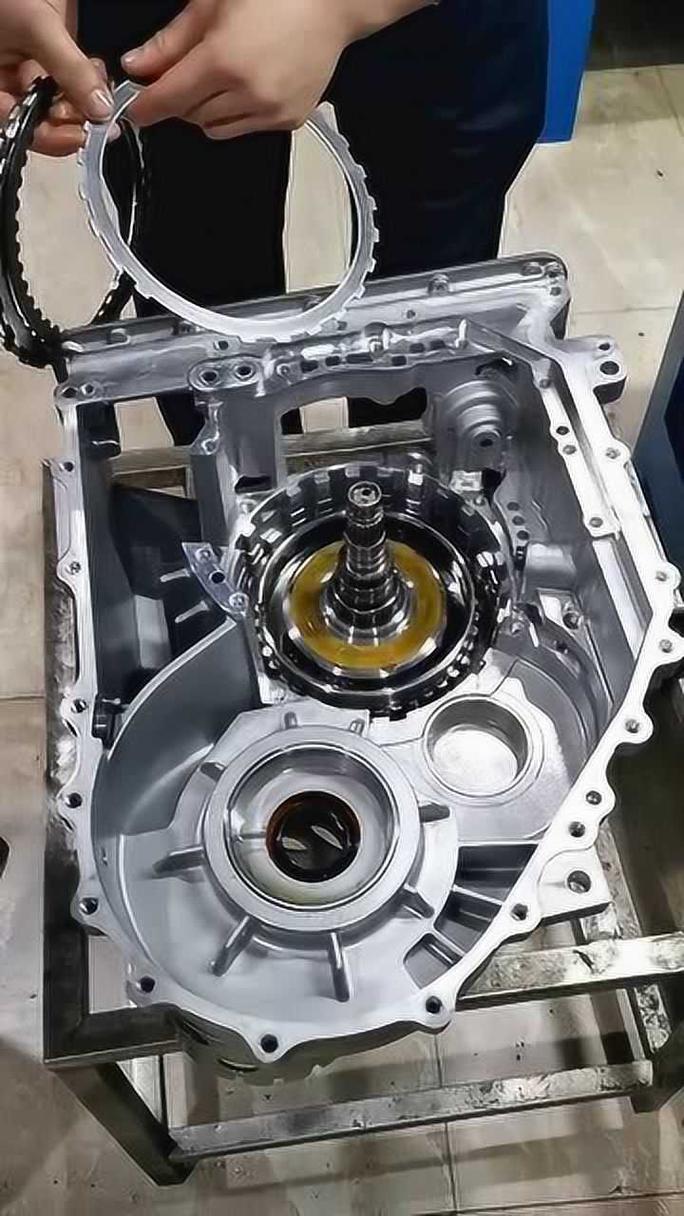 吉利豪越发动机变速箱怎么样