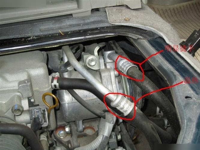 长安之星水温传感器位置