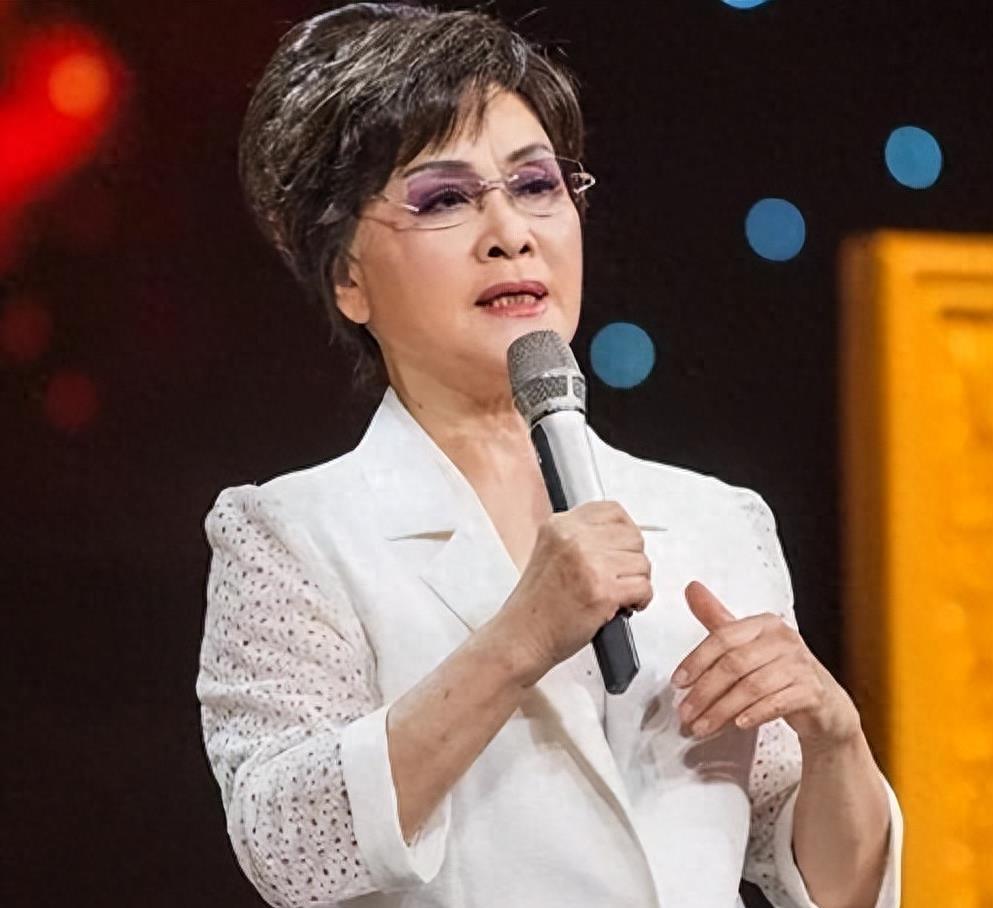 李谷一怒斥韦唯:没有礼貌,竟然这么跟老师说话,快点离开我家