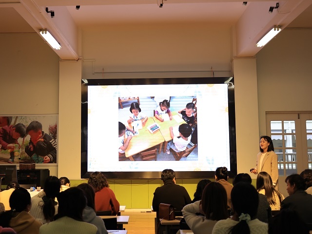 爱的彩蛋——记安吉县机关幼儿园"我的教育故事"演讲比赛活动