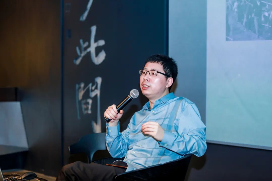 法学院副院长蒋海松主讲《开学第一课》1在经久不