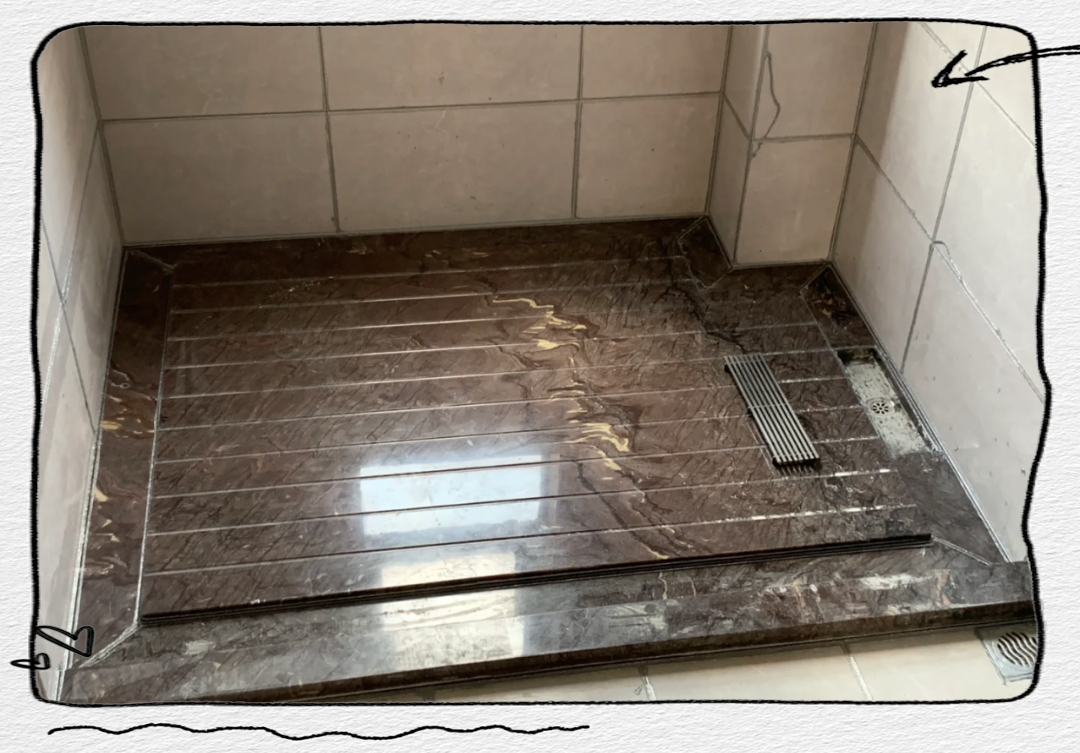 淋浴间地面为何选择大理石拉槽设计?