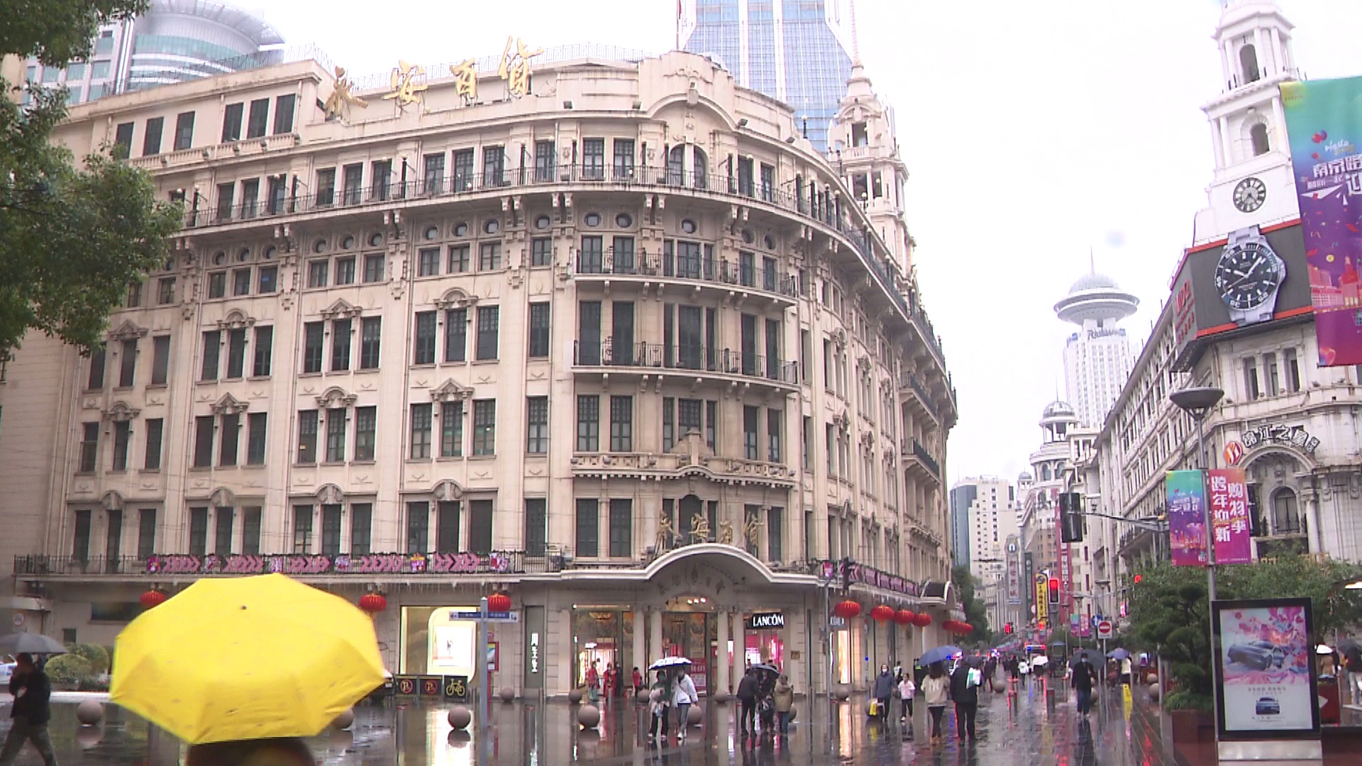 写春联送福字 永安百货年味浓