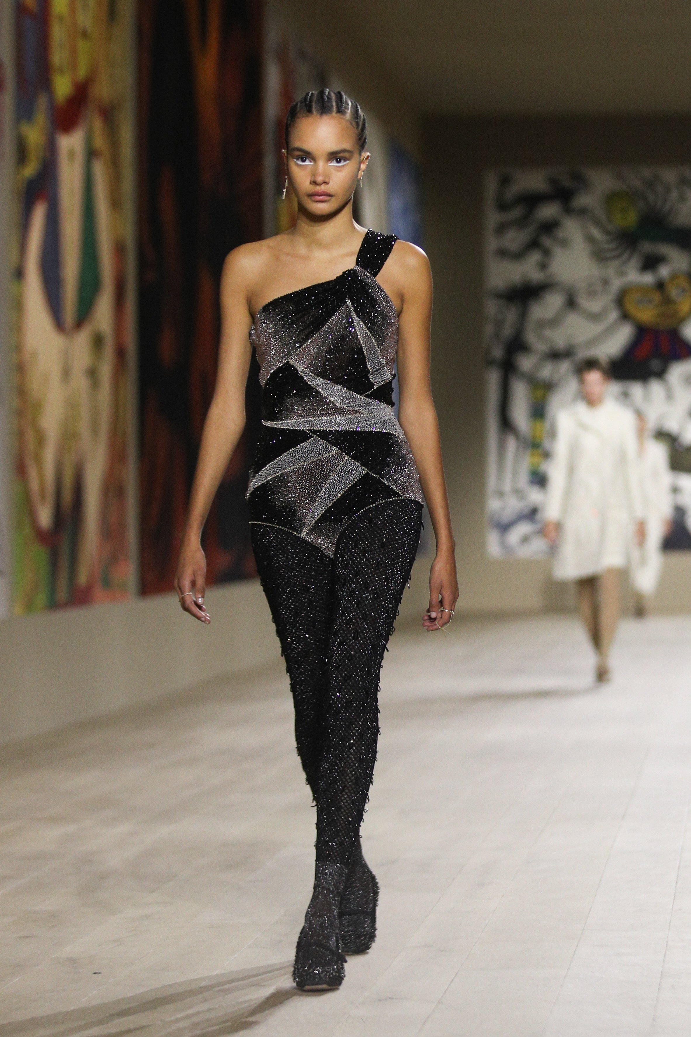 巴黎高定时装周——迪奥时装秀