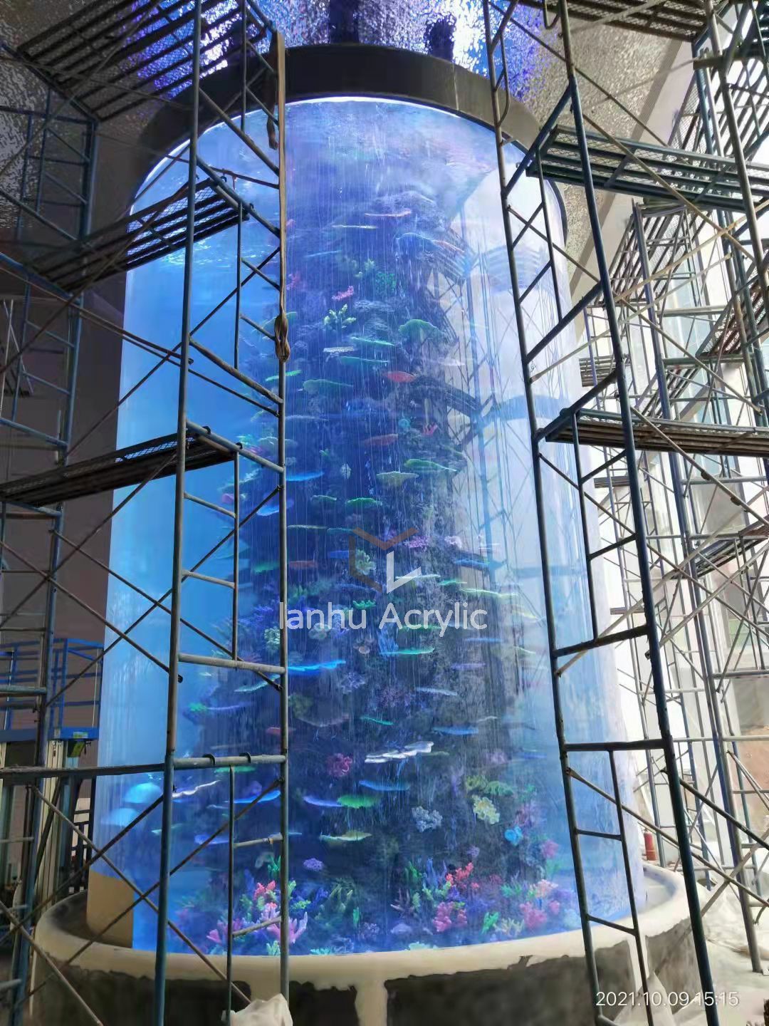 定做大型亚克力鱼缸厂家