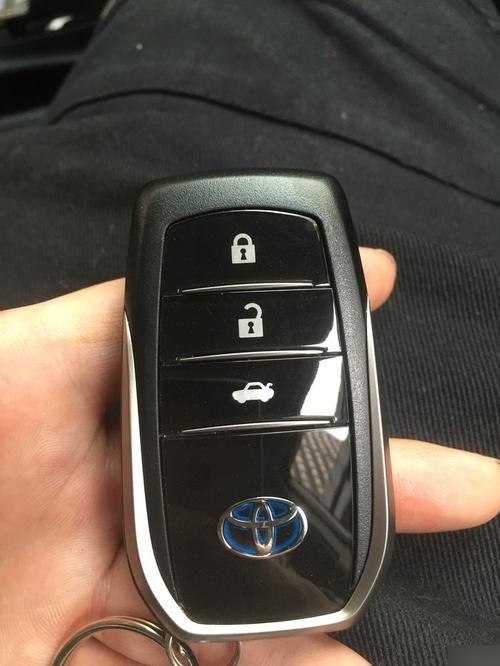 2019全新雷凌钥匙能遥控车窗吗?