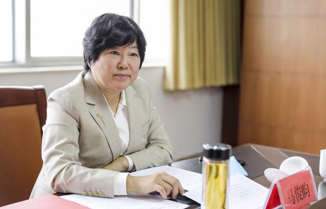 马俊昀到滨州市新闻传媒中心参加指导解放思想大讨论专题研讨