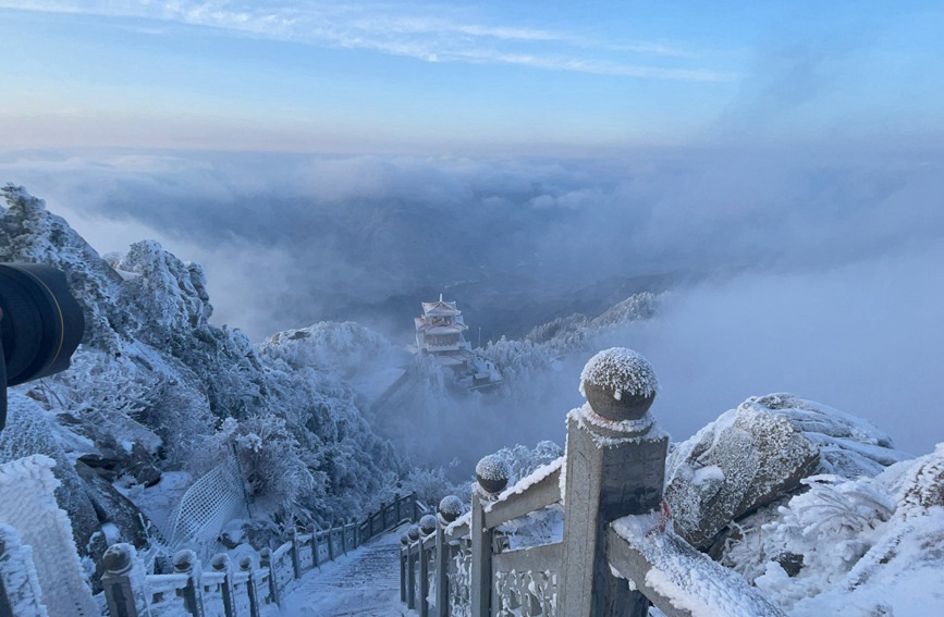 河南雪山景点图片