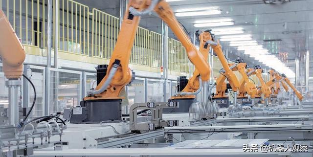 全球工业机器人密度排名：中国位居第九，5年上升15位