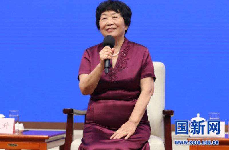 "最美医生代表"丁樱:作为医生,要做好一生吃苦奉献的准备