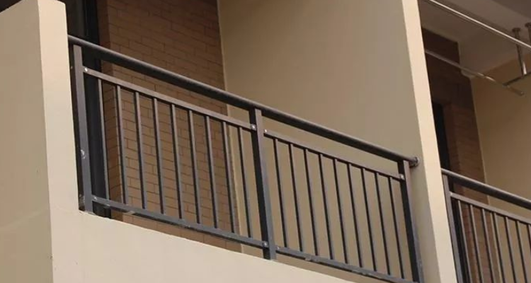 挑阳台的结构布置可采用什么方式