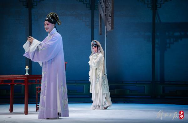 当代舞台艺术重逢《牡丹亭》,上海大剧院新版"游园惊梦",会有怎样的