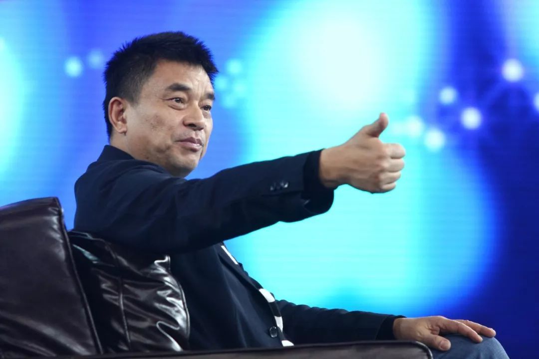 四川成都新首富:57岁个人身价超千亿,老首富刘永好退居第二