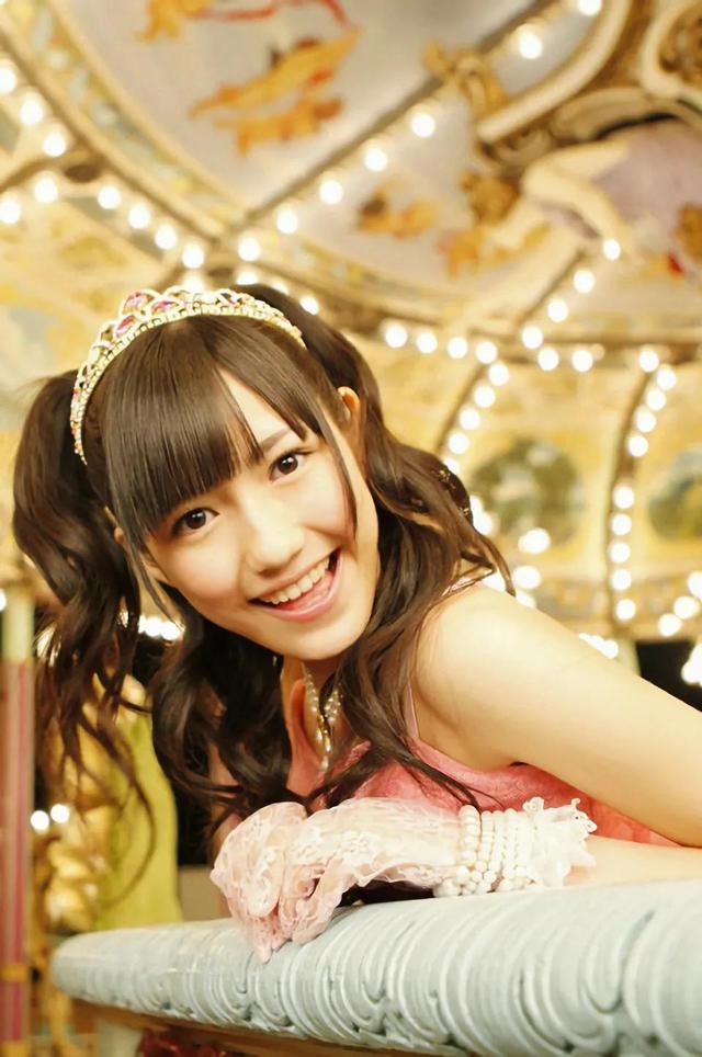 渡辺麻友的写真"夜晚麻友园"鉴赏