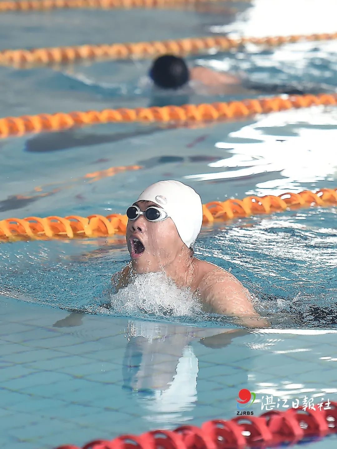 250多人!湛江中考游泳项目,昨日开考!