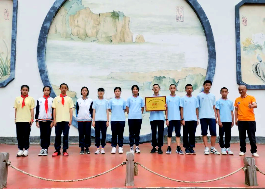 福州华伦中学晋安校区获定向锦标赛团体二等奖
