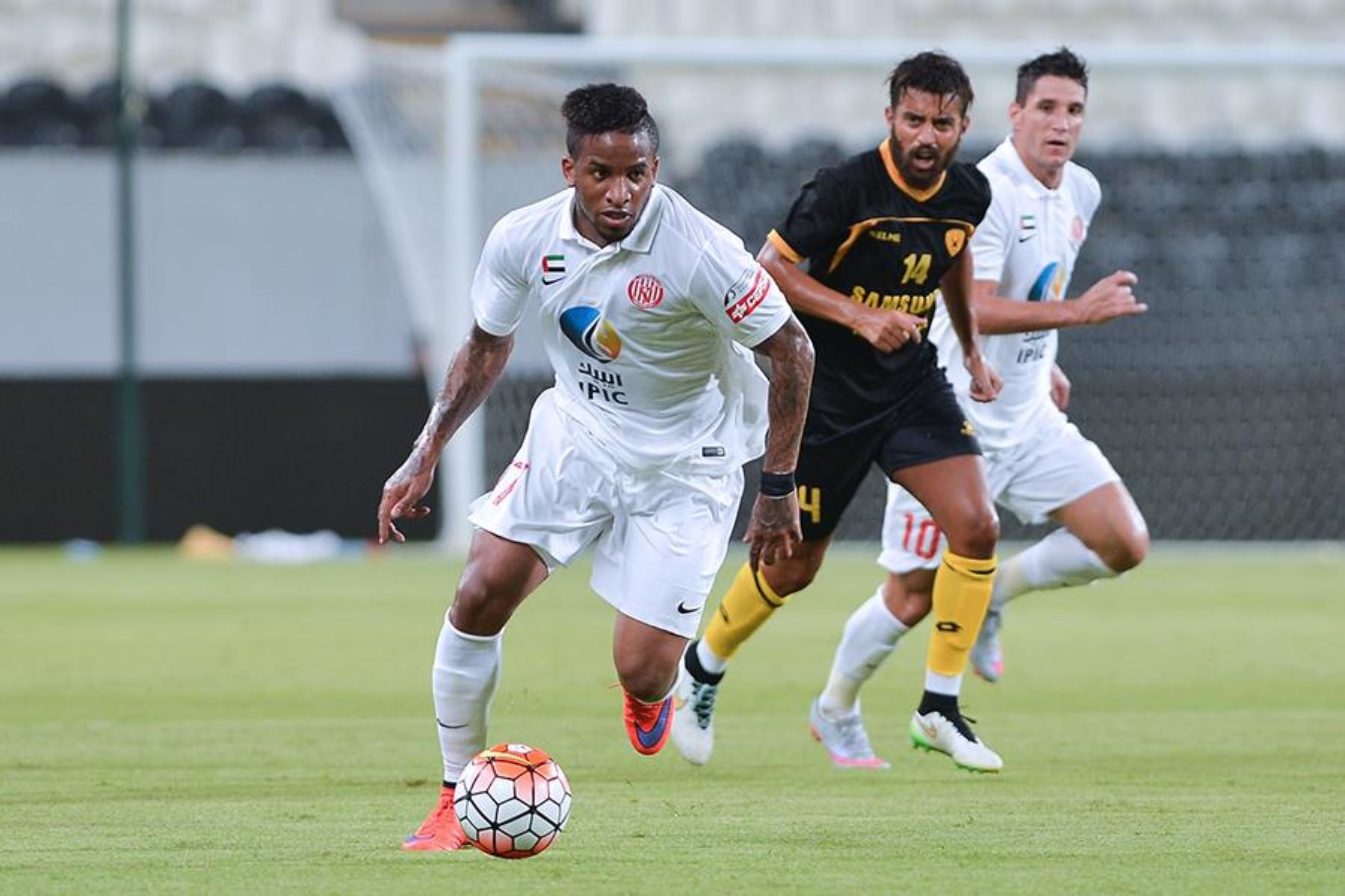 今日关注:罗斯托夫vs泽尼特,俄超经典优势对局!