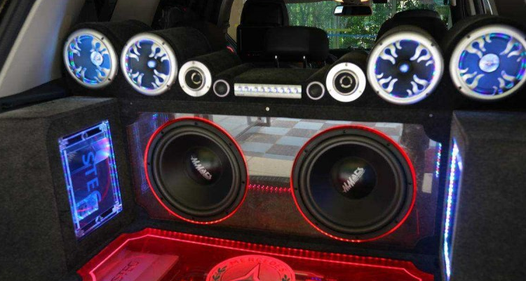 哪里有车载音响改装