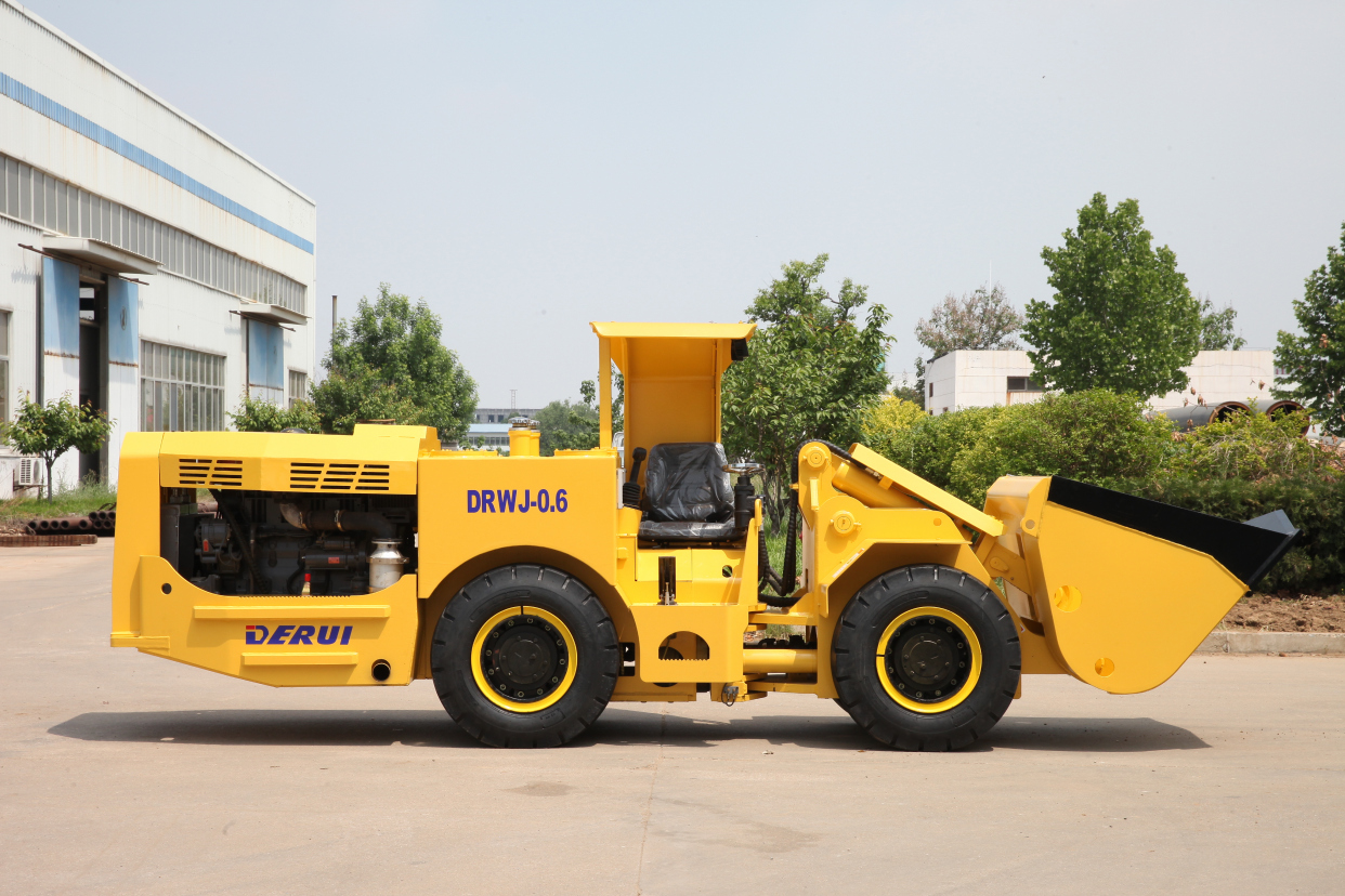 山东德瑞内燃铲运机 wj-0.6道依茨内燃铲运机