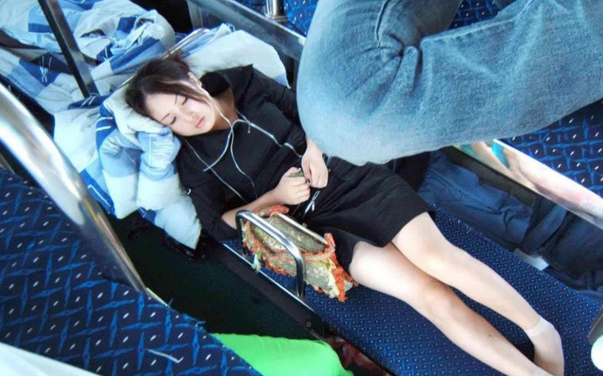 火车为什么晚上要拉窗帘为什么在线