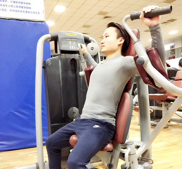 健身动作剖析之蝴蝶夹胸,适用于所有健身爱好者!