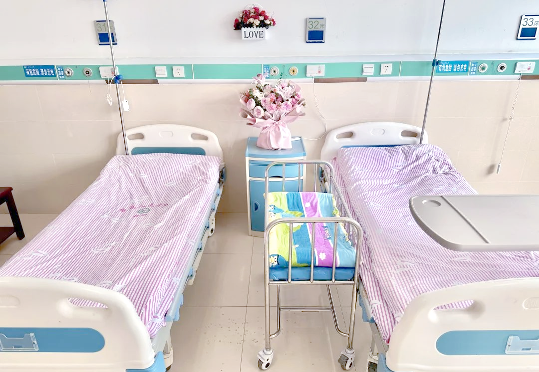 温馨病房助力孕产妇舒适分娩体验