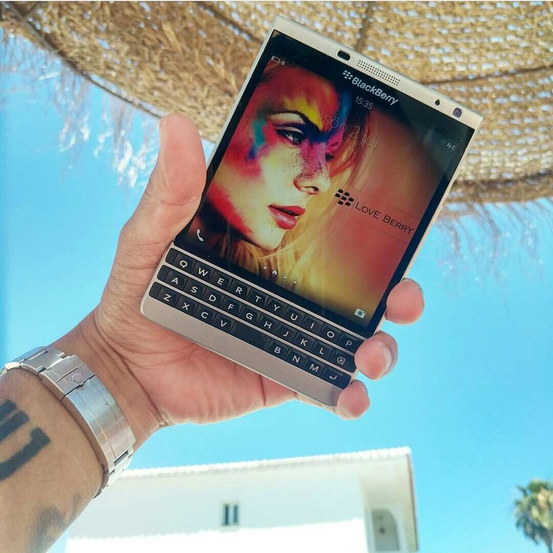 黑莓护照二代(passport)