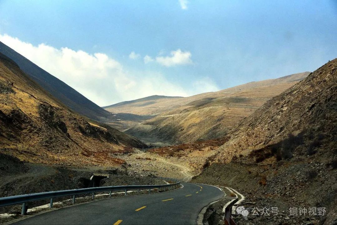 岗巴拉山口简介图片