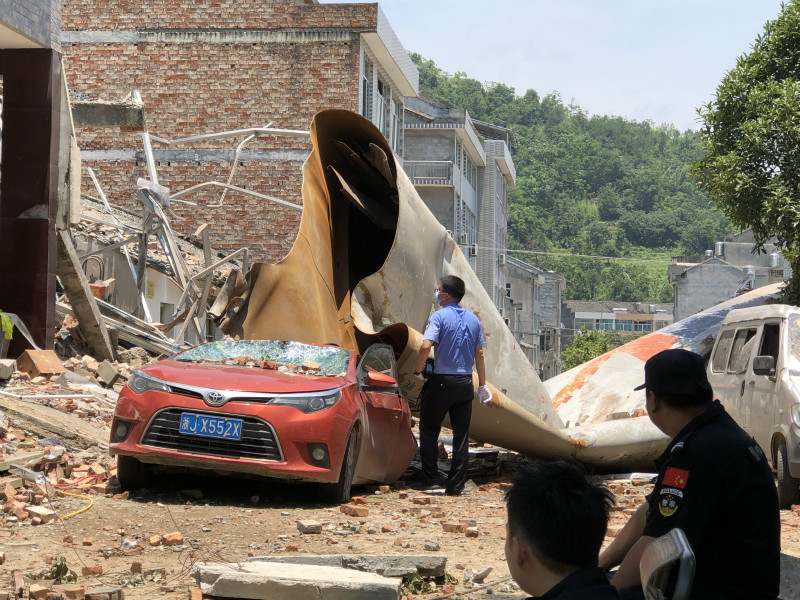 「追踪」温岭大溪爆炸事故续:槽罐有裂口,原因不明
