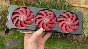 AMD十三年前的旗舰双芯显卡！FirePro S10000成功流畅运行《Arc Raiders》