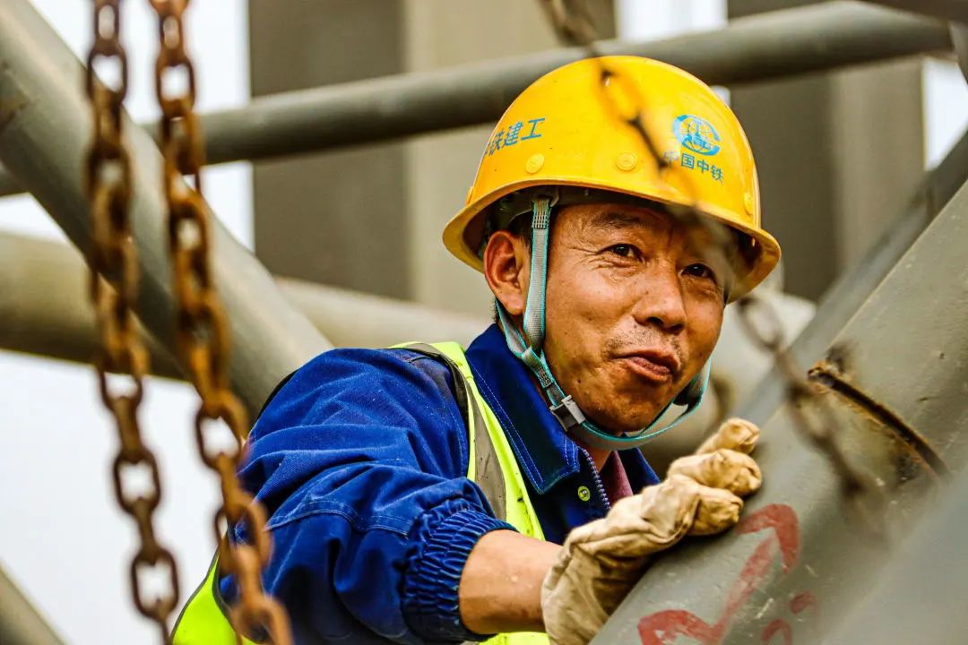 中国中铁"五一"奋斗者图鉴!致敬最美劳动者