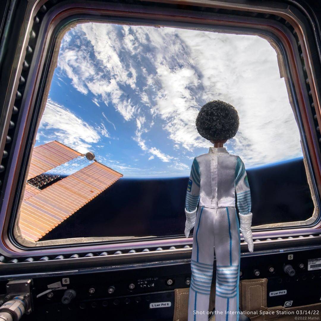 1 亿件衣服,爱马仕香奈儿等大牌抢着合作