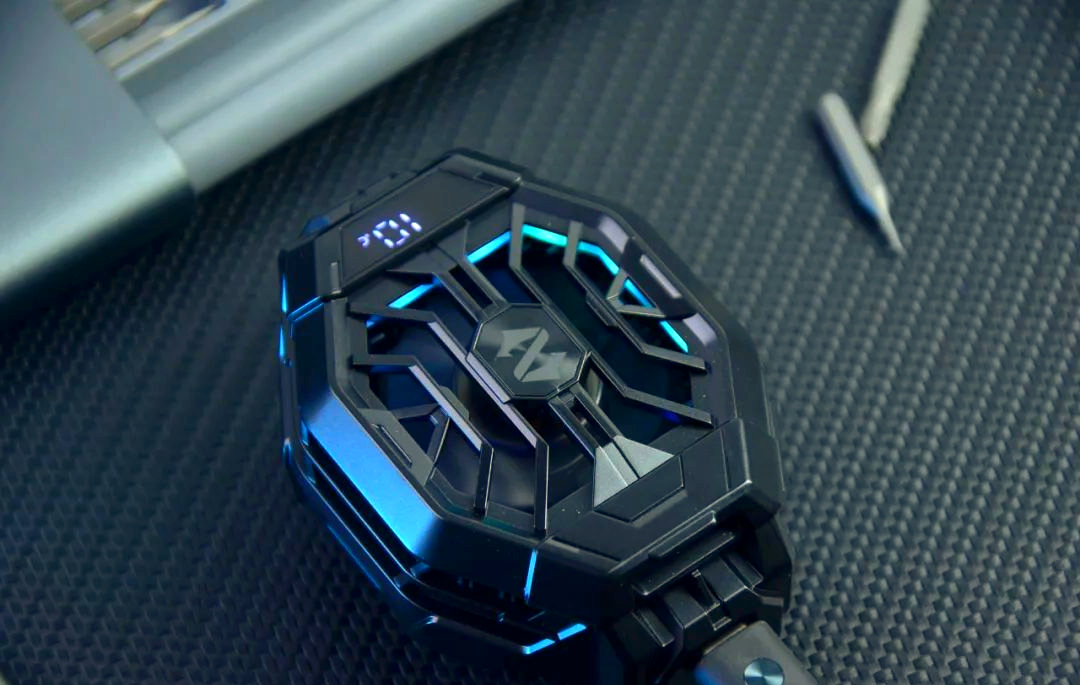 黑鲨冰封散热背夹2 pro,手游玩家的新选择