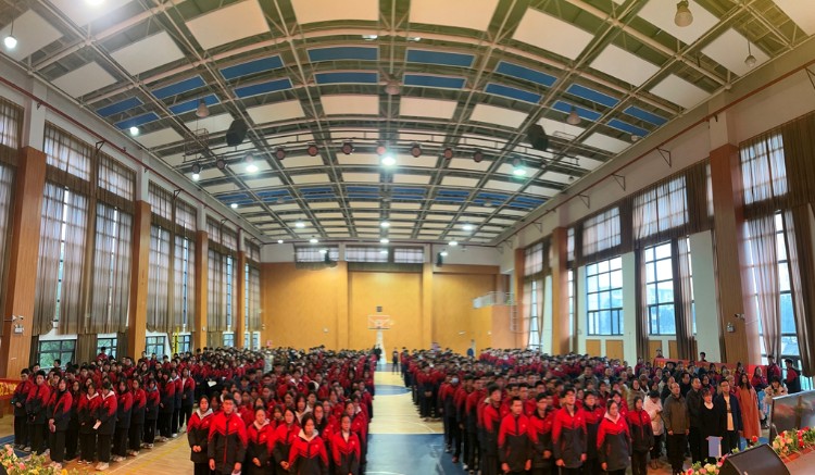 株洲市第十三中学举行2024届高三百日冲刺誓师大会