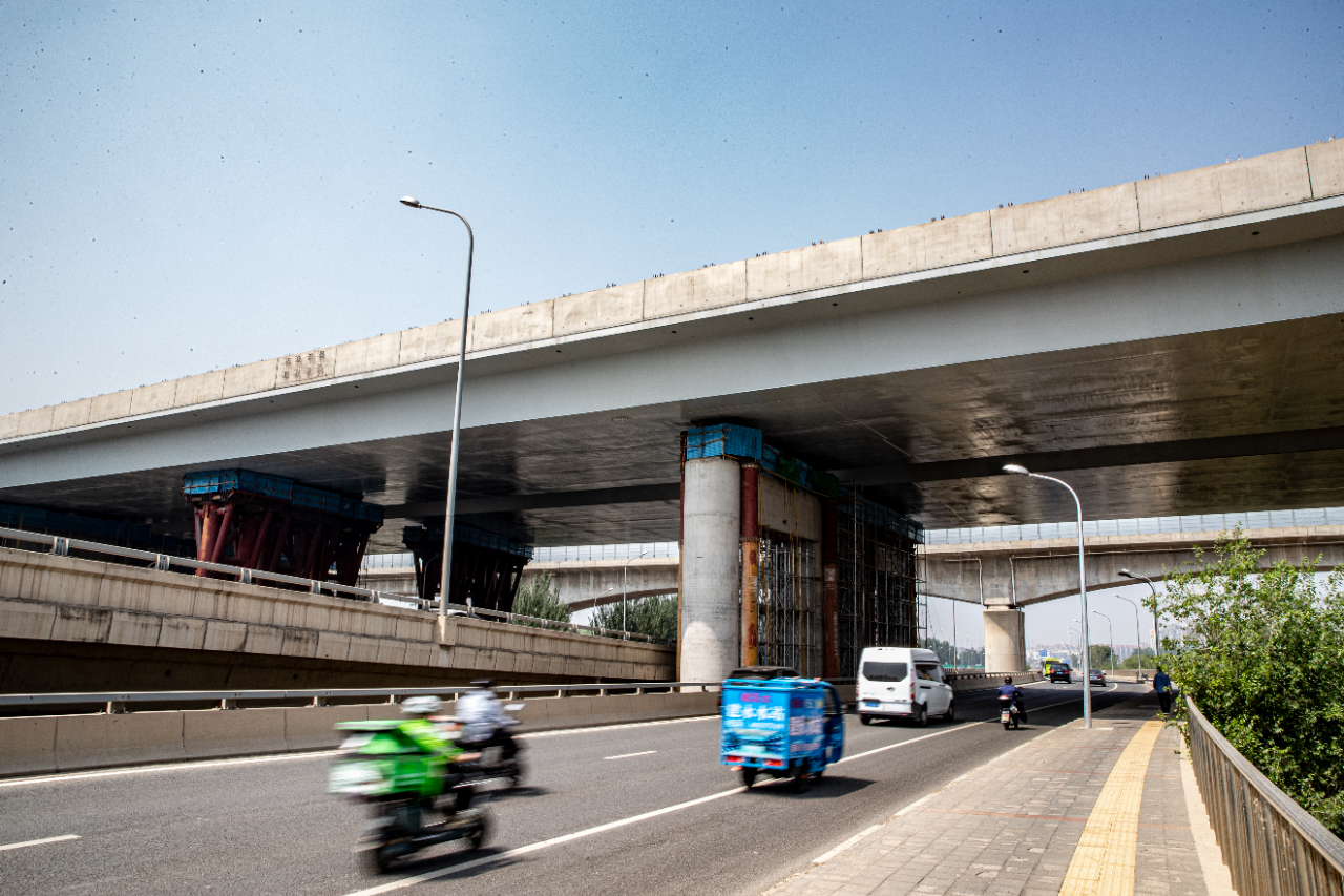 京雄高速成功上跨地铁房山线,京良路